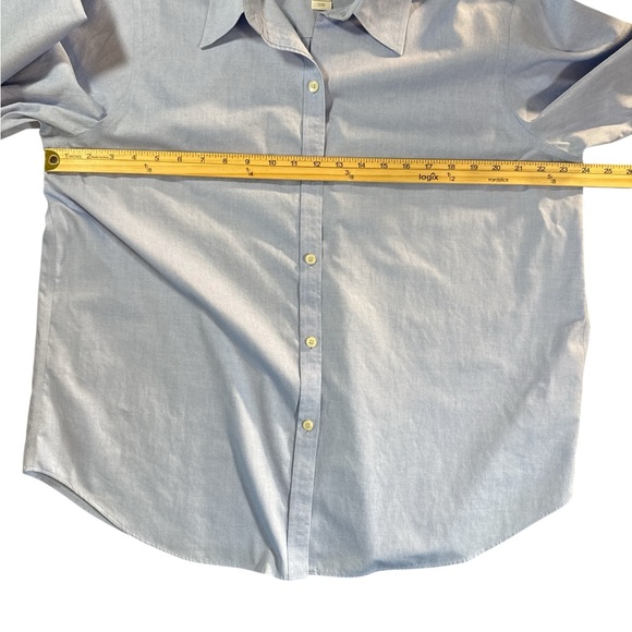 Liz‎ Claiborne Light Blue Women's Button Down Shirt - Picture 5 of 6